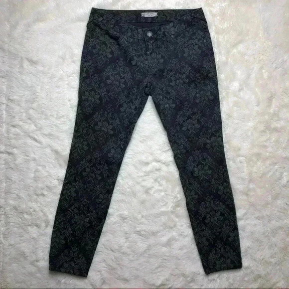 Free People Skinny Jeans Black & Grey Floral Sz 27 - Picture 3 of 16